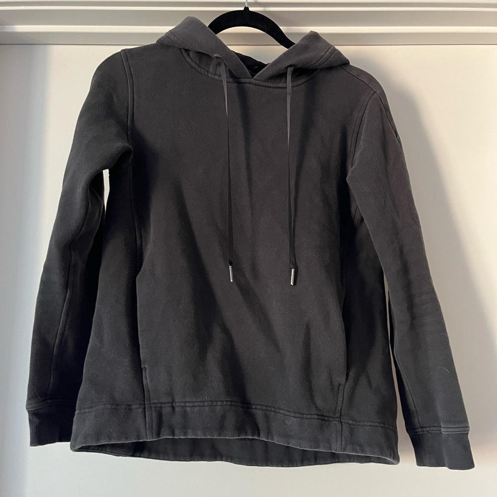 Lululemon | Women’s Drawstring Hooded Sweatshirt | Black | Size Unknown